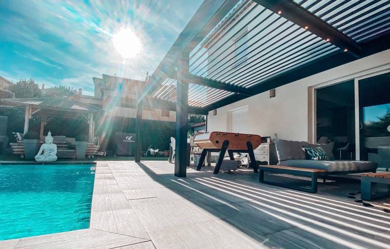 Pergola & Store Motorisé à Mérignac et Bruges en Gironde (33) | Devis Gratuit