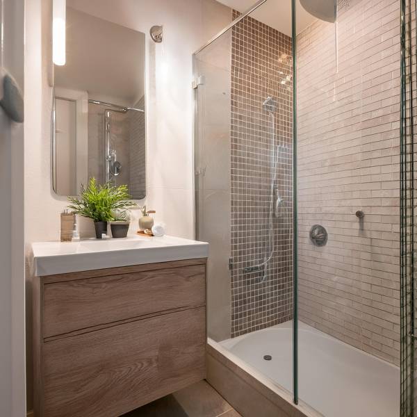 Rénovation de salle de bain à petit budget à Bordeaux Le Bouscat : Entreprise de renovation bordelaise Global renovation Pages