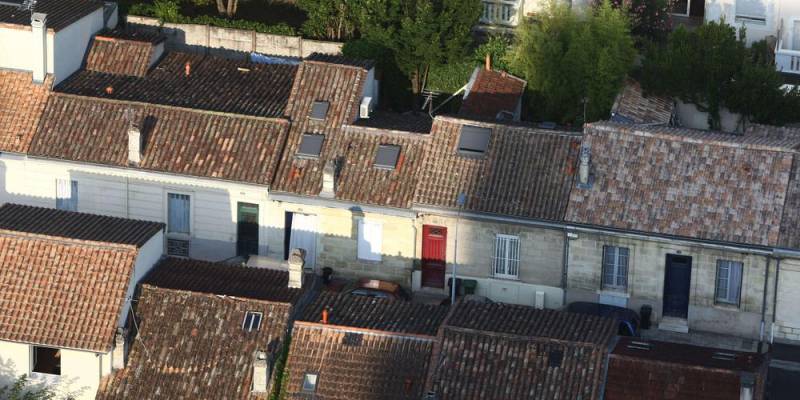 Agrandissement et sur-élevation d'une maison / echoppe à Bordeaux Cauderan  : Globale rénovation Pages Bordeaux, société bordelaise spécialiste des échoppes